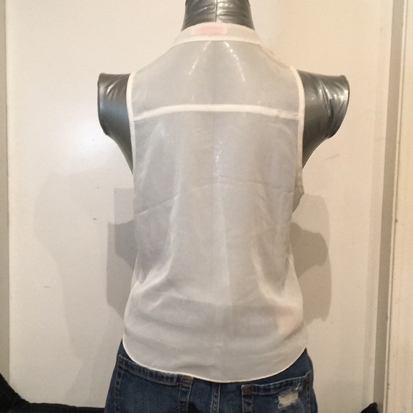 Bundle/241 White Lace Crop Top & Sheer Blouse - Picture 4 of 4